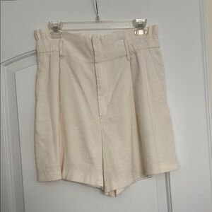 Women's Cream Shorts